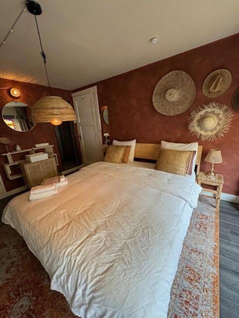 Bed and Breakfast Toast By Night Haarlem Esterno foto