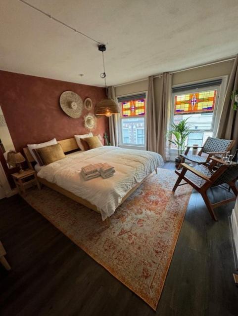 Bed and Breakfast Toast By Night Haarlem Esterno foto